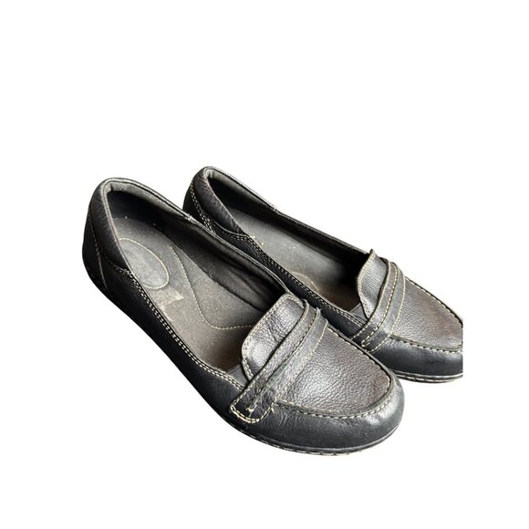 Clarks Womens Black pebbled Leather Loafers Size 9 - Picture 1 of 8